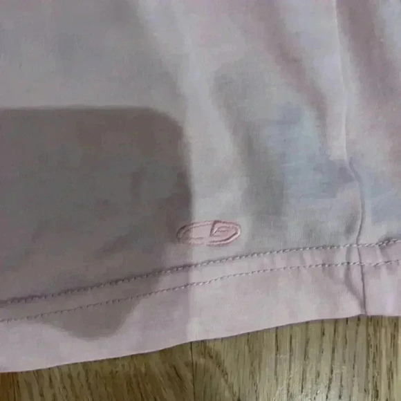 Light pink V-Neck tee by Champion- size small- EUC - Picture 2 of 3